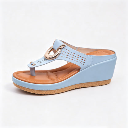 Women's sandals, comfortable flip-flops with arch support, summer casual wedge heels.
