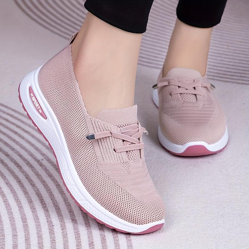 Slip On Sneakers Women Breathable Mesh Knitted Women Low Top Walking Shoes Lightweight Wide Width Non-Slip Shoes