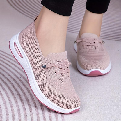 Slip On Sneakers Women Breathable Mesh Knitted Women Low Top Walking Shoes Lightweight Wide Width Non-Slip Shoes