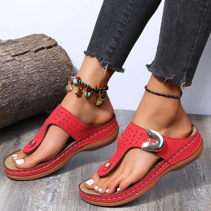 Summer New Women's Metal Decor Feature Pattern Wedge Flip-Flops