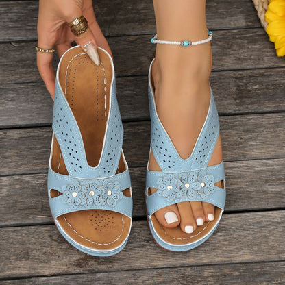 Wedge-heeled Thick-soled Hollow Rivet Flower Slippers